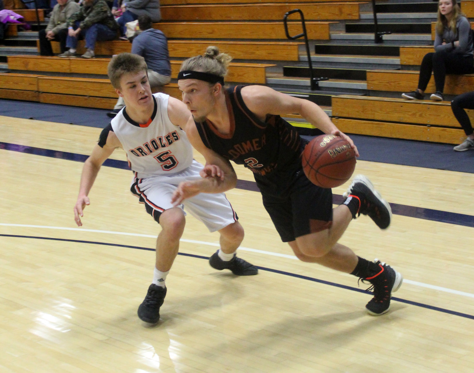 Bloomer boys basketball vs Stanley-Boyd at UW-Stout 12-1-18